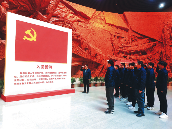 星空体育六局电务公司北京电力项目党支部开展“赓续渡江精神 筑牢信仰之基”主题党日活动